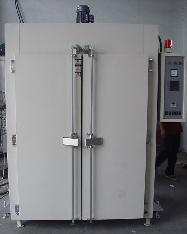 汽車行業(yè)用真空鍍膜前烘箱